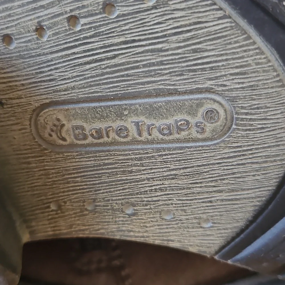 Bare Traps Boots - Picture 9 of 9